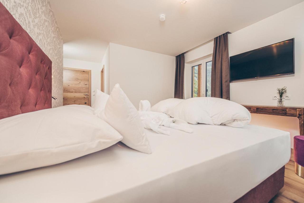 Emma'S Kleines Hotel Ramsau im Zillertal Exterior photo